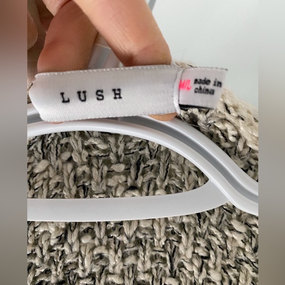 Cream salt/pepper knit sweater M/L fit - Picture 2 of 2